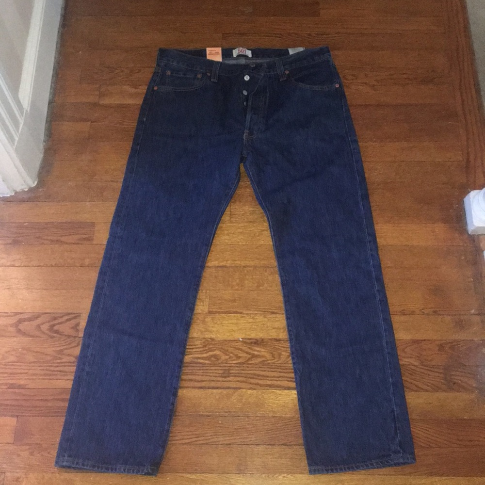 Men’s Levi’s 501 Straight Leg Button Fly Jeans